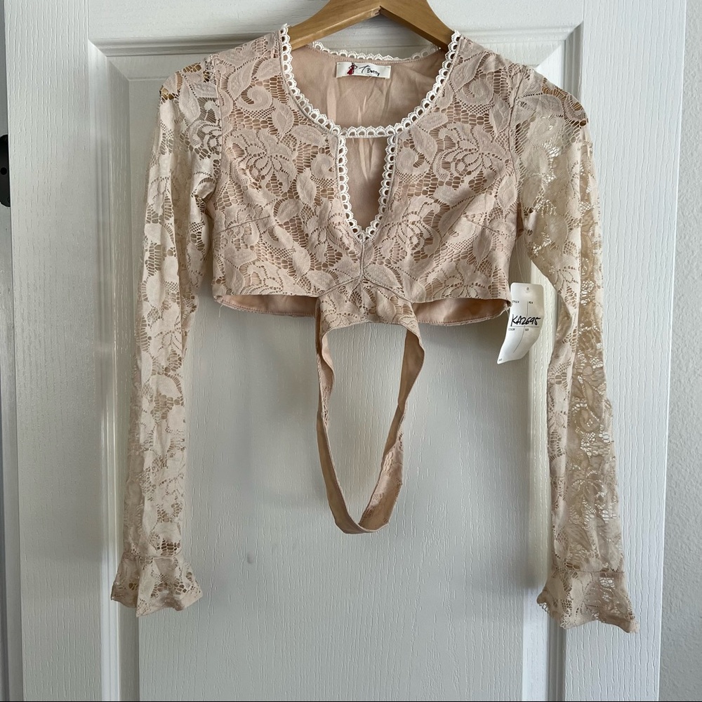 Lace Crop Top with Lining in Nude Color XS NWT